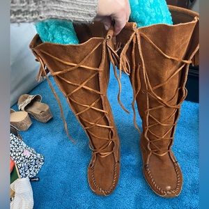 Minnetonka Knee High Moccasin